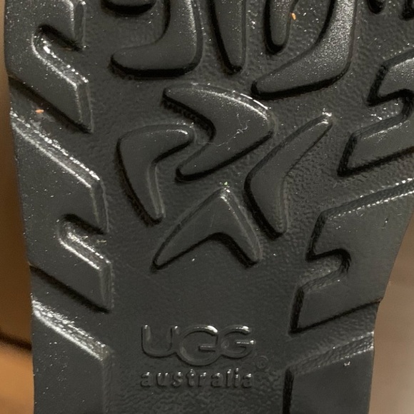 Boots - Picture 5 of 5